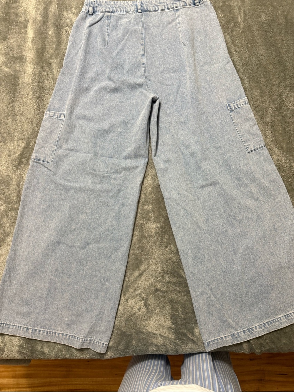 eesome Light Blue Denim Jeans - Picture 5 of 6